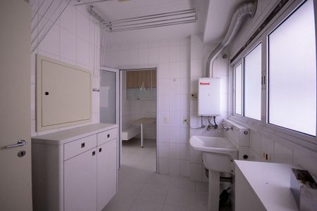 Apartamento à venda com 121m², 3 quartos e 2 vagasÁrea de Serviço