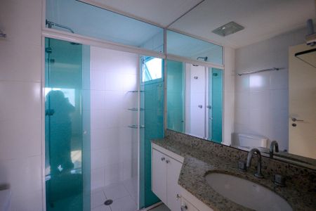 Apartamento à venda com 121m², 3 quartos e 2 vagasBanheiro Suíte