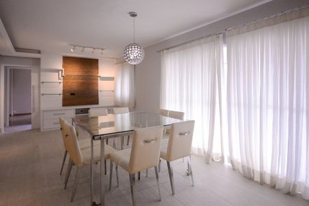 Apartamento à venda com 121m², 3 quartos e 2 vagasSala