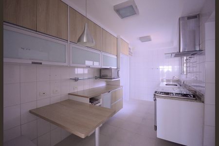 Apartamento à venda com 121m², 3 quartos e 2 vagasCozinha
