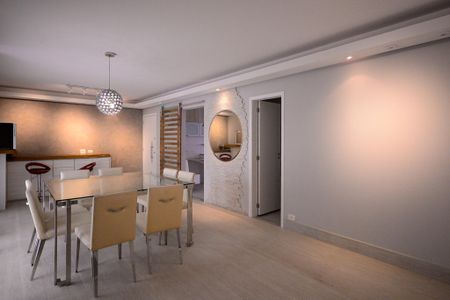Sala de apartamento para alugar com 3 quartos, 121m² em Bosque da Saúde, São Paulo