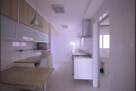 Apartamento à venda com 121m², 3 quartos e 2 vagasCozinha