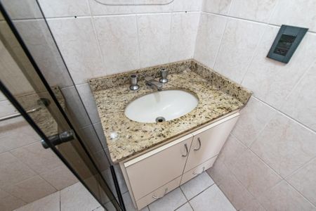 Apartamento à venda com 63m², 2 quartos e 2 vagas Apartamento à venda com 63m², 2 quartos e 2 vagasBanheiro Social