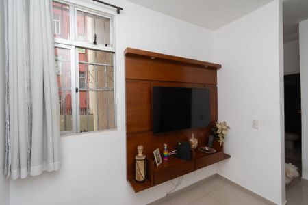 Sala de Jantar e TV de apartamento à venda com 2 quartos, 72m² em Diamante, Belo Horizonte