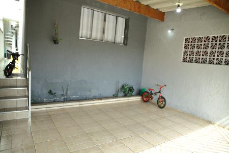 Casa à venda com 113m², 2 quartos e sem vagaGaragem