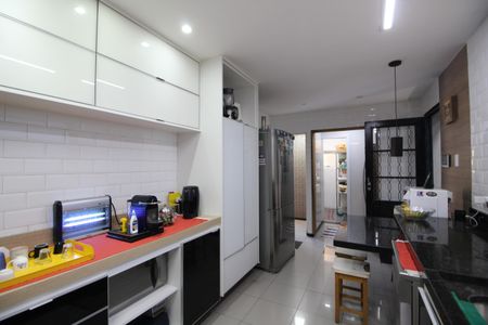 Casa de condomínio à venda com 600m², 7 quartos e 1 vagaCozinha