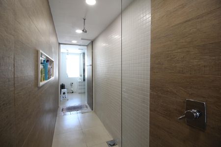 Casa de condomínio à venda com 600m², 7 quartos e 1 vagaQuarto 7 - Banheiro