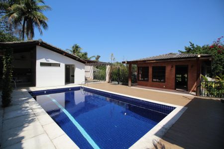 Casa de condomínio à venda com 600m², 7 quartos e 1 vagaPiscina