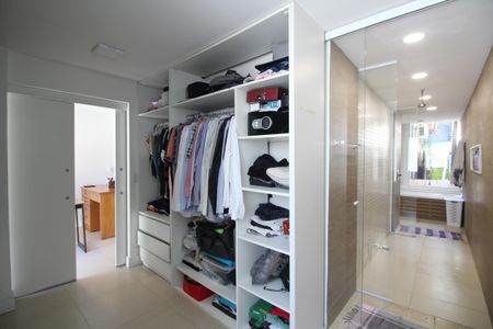 Casa de condomínio à venda com 600m², 7 quartos e 1 vagaQuarto 7 - Closet