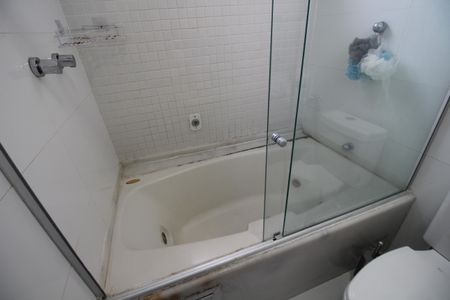 Casa de condomínio à venda com 600m², 7 quartos e 1 vagaBanheiro