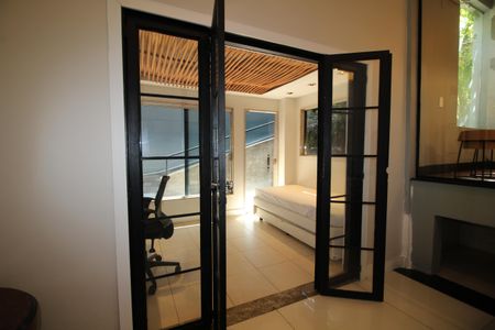 Casa de condomínio à venda com 600m², 7 quartos e 1 vagaQuarto 1