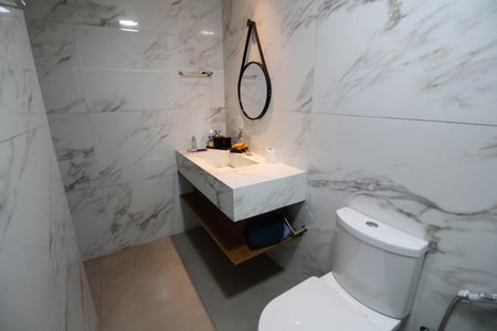 Casa de condomínio à venda com 600m², 7 quartos e 1 vagaQuarto 5 - Banheiro