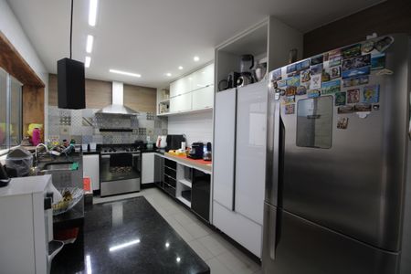 Casa de condomínio à venda com 600m², 7 quartos e 1 vagaCozinha