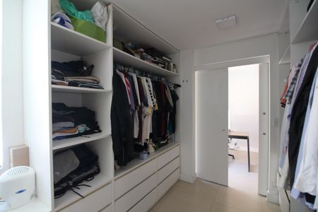 Casa de condomínio à venda com 600m², 7 quartos e 1 vagaQuarto 7 - Closet