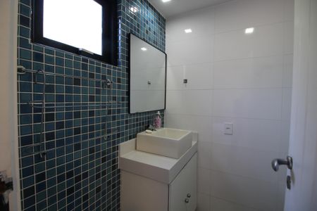 Casa de condomínio à venda com 600m², 7 quartos e 1 vagaQuarto 6 - Banheiro