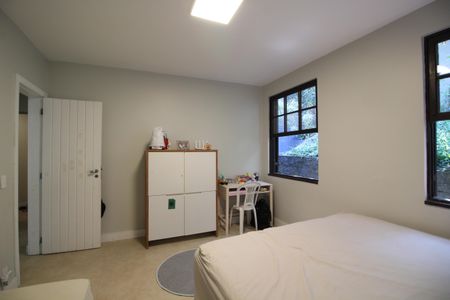 Casa de condomínio à venda com 600m², 7 quartos e 1 vagaQuarto 3