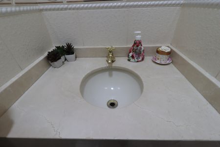 Casa à venda com 209m², 3 quartos e 7 vagasLavabo