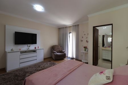 Casa à venda com 209m², 3 quartos e 7 vagasSuíte 3