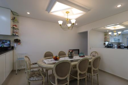 Casa à venda com 209m², 3 quartos e 7 vagasSala de Jantar