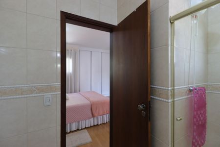 Casa à venda com 209m², 3 quartos e 7 vagasBanheiro da Suíte 3