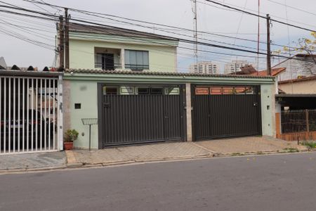 Casa à venda com 209m², 3 quartos e 7 vagasFachada