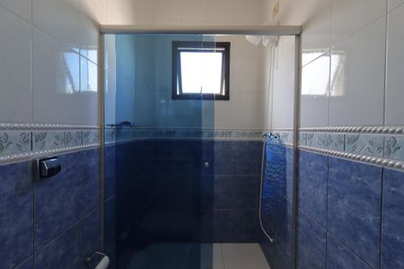 Casa à venda com 209m², 3 quartos e 7 vagasBanheiro da Suíte 1