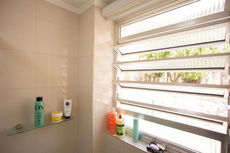 Apartamento à venda com 69m², 2 quartos e sem vaga Apartamento à venda com 69m², 2 quartos e sem vagaBanheiro Social