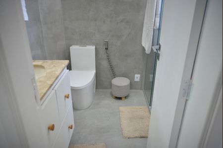 Apartamento à venda com 124m², 3 quartos e 2 vagasBanheiro da Suíte