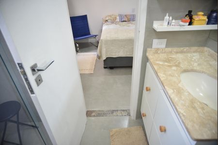 Apartamento à venda com 124m², 3 quartos e 2 vagasBanheiro da Suíte