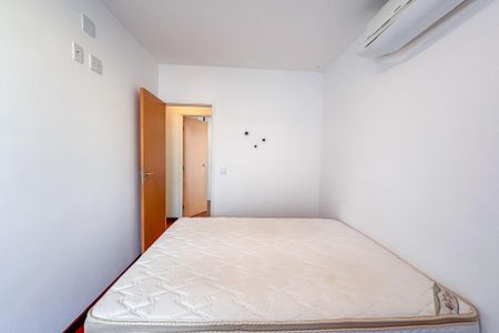 Apartamento para alugar com 102m², 2 quartos e 2 vagas Apartamento para alugar com 102m², 2 quartos e 2 vagasQuarto 2