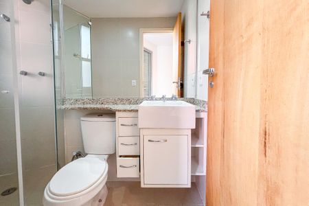 Apartamento para alugar com 102m², 2 quartos e 2 vagas Apartamento para alugar com 102m², 2 quartos e 2 vagasBanheiro do Quarto 2