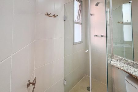 Apartamento para alugar com 102m², 2 quartos e 2 vagas Apartamento para alugar com 102m², 2 quartos e 2 vagasBanheiro do Quarto 2