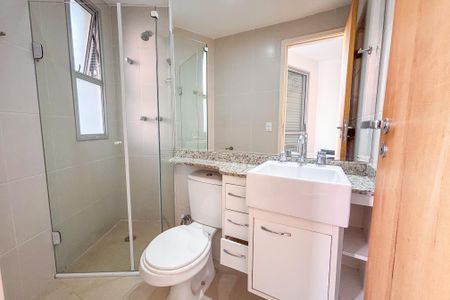 Apartamento para alugar com 102m², 2 quartos e 2 vagas Apartamento para alugar com 102m², 2 quartos e 2 vagasBanheiro do Quarto 2