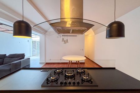 Apartamento para alugar com 102m², 2 quartos e 2 vagas Apartamento para alugar com 102m², 2 quartos e 2 vagasCozinha