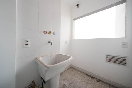Apartamento à venda com 63m², 2 quartos e 1 vagaÁrea de Serviço