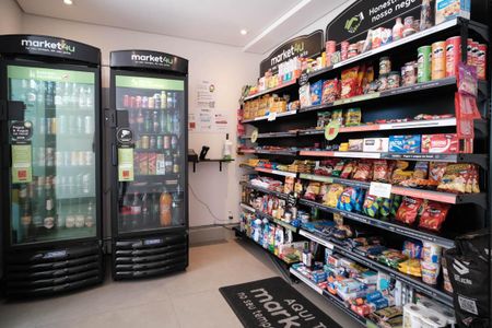 Apartamento à venda com 63m², 2 quartos e 1 vaga Apartamento à venda com 63m², 2 quartos e 1 vagaMercadinho