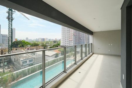 Apartamento à venda com 125m², 3 quartos e 2 vagas Apartamento à venda com 125m², 3 quartos e 2 vagasVaranda