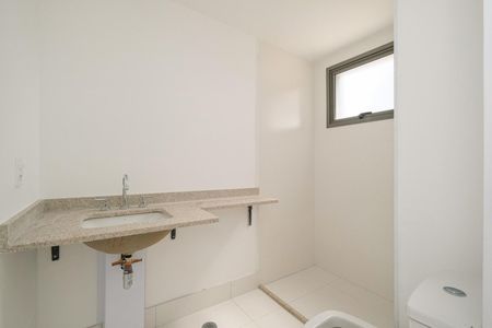 Banheiro de apartamento à venda com 3 quartos, 125m² em Campo Belo, São Paulo