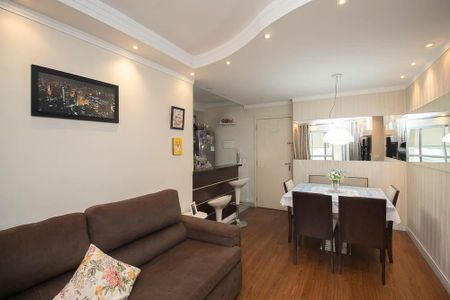 Apartamento à venda com 66m², 2 quartos e 1 vagaSala