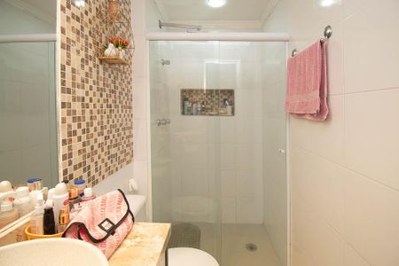 Apartamento à venda com 66m², 2 quartos e 1 vagaBanheiro da Suíte