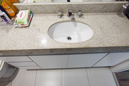 Apartamento à venda com 155m², 4 quartos e sem vaga Apartamento à venda com 155m², 4 quartos e sem vagaBanheiro da Suíte 1