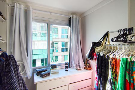 Apartamento à venda com 155m², 4 quartos e sem vaga Apartamento à venda com 155m², 4 quartos e sem vagaCloset Suíte 2