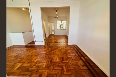 Casa à venda com 150m², 3 quartos e sem vagaSala