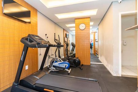 Apartamento para alugar com 43m², 2 quartos e 1 vaga Apartamento para alugar com 43m², 2 quartos e 1 vagaÁrea comum - Academia