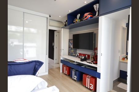 Casa de condomínio à venda com 380m², 3 quartos e 4 vagasSuíte 1