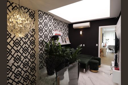 Casa de condomínio à venda com 380m², 3 quartos e 4 vagasSala 3