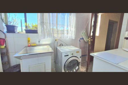 Apartamento à venda com 110m², 2 quartos e 2 vagas Apartamento à venda com 110m², 2 quartos e 2 vagasÁrea de Serviço