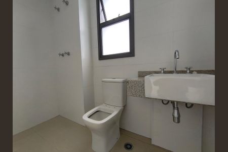 Apartamento à venda com 81m², 3 quartos e 1 vaga Apartamento à venda com 81m², 3 quartos e 1 vagaBanheiro da Suíte