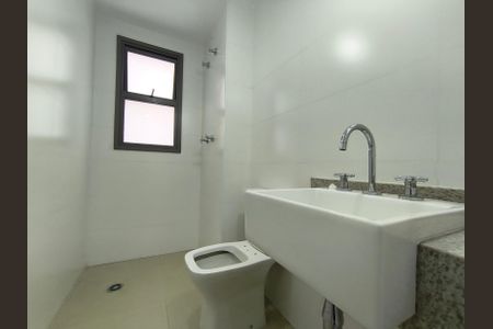 Apartamento à venda com 81m², 3 quartos e 1 vaga Apartamento à venda com 81m², 3 quartos e 1 vagaBanheiro