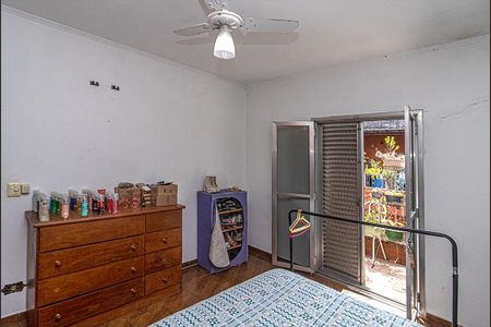 Casa à venda com 235m², 4 quartos e 4 vagasQuarto 2